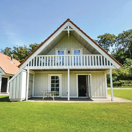 Marina Fiskenaes 펜션 *